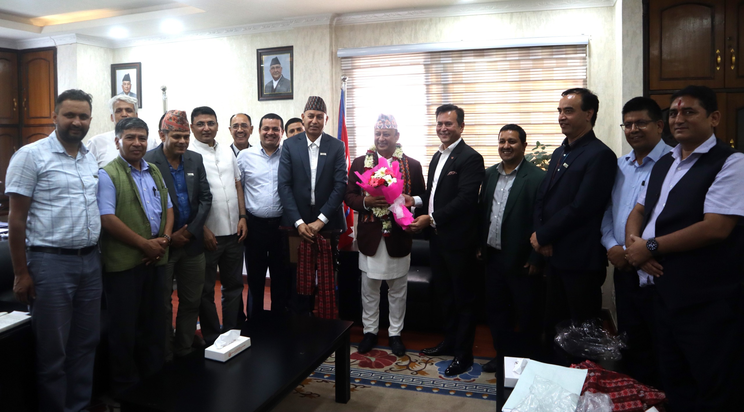 ऊर्जामन्त्री खड्कासामु इप्पानले राख्यो ८ बुँदे माग, ऊर्जा मन्त्रीले भने - 'छिटो छरितो र गुणस्तरीय काम गर्नुस'